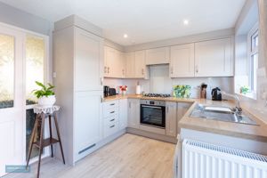 Kitchen- click for photo gallery